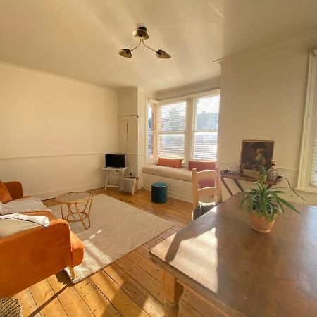 Stylish Apt London Excel Olympic Close To Station Apartment Exterior photo